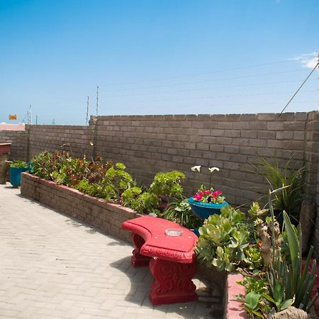 Tina'S Bed And Breakfast Swakopmund Kültér fotó